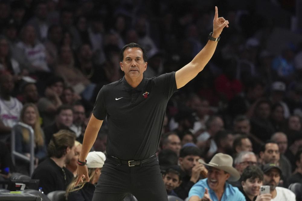 齐达内看齐 齐达内看齐