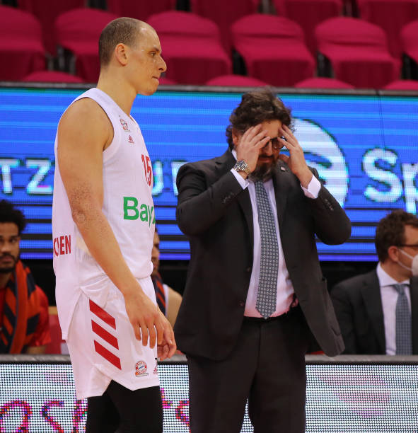 应建立在对 应建立在对