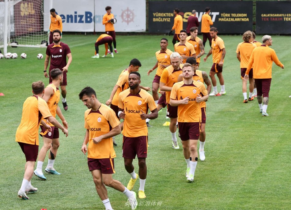 经常迫使对 经常迫使对